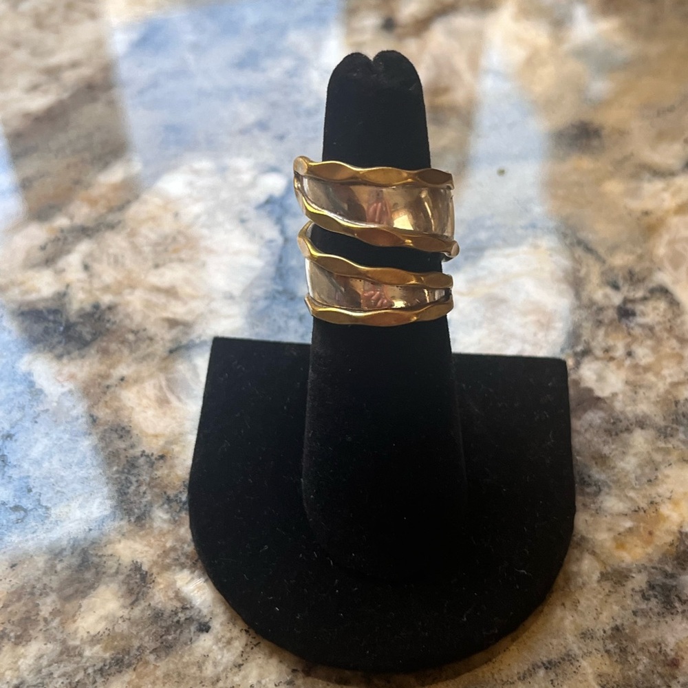 Elegant Brass and Sterling Silver Wave Ring - Picture 5 of 7